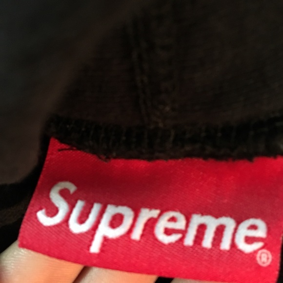 Supreme hoodie size large - Picture 4 of 7